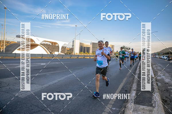Buy your photos of the eventMaratona e Meia Maratona das Gerais on Fotop