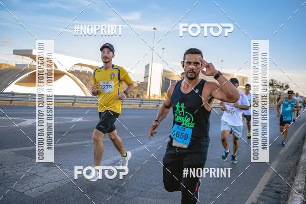 Buy your photos of the eventMaratona e Meia Maratona das Gerais on Fotop