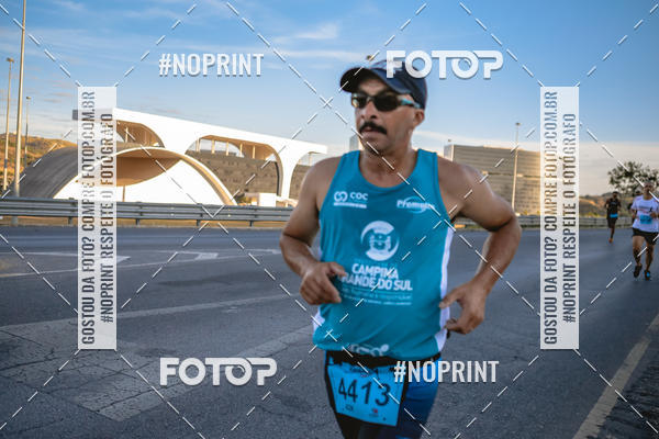 Buy your photos of the eventMaratona e Meia Maratona das Gerais on Fotop