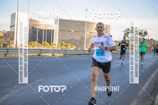 Buy your photos of the eventMaratona e Meia Maratona das Gerais on Fotop