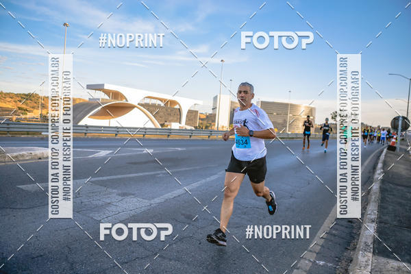 Buy your photos of the eventMaratona e Meia Maratona das Gerais on Fotop