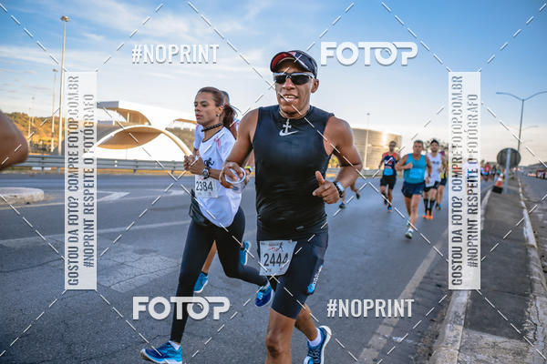 Buy your photos of the eventMaratona e Meia Maratona das Gerais on Fotop