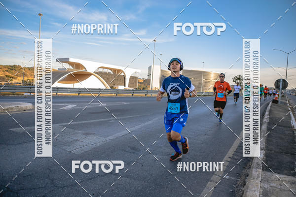 Buy your photos of the eventMaratona e Meia Maratona das Gerais on Fotop
