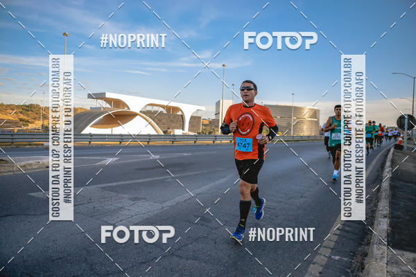 Buy your photos of the eventMaratona e Meia Maratona das Gerais on Fotop