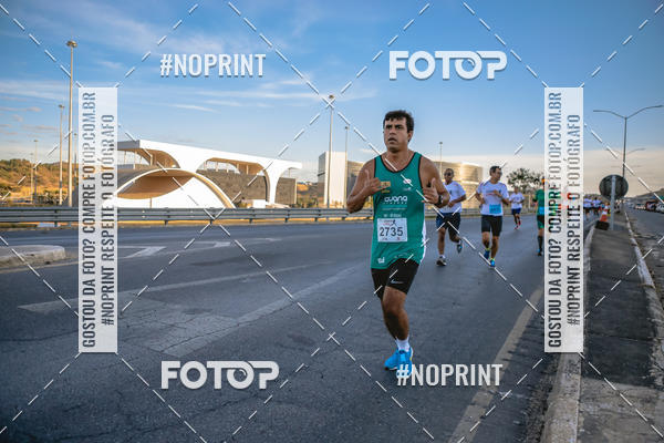 Buy your photos of the eventMaratona e Meia Maratona das Gerais on Fotop