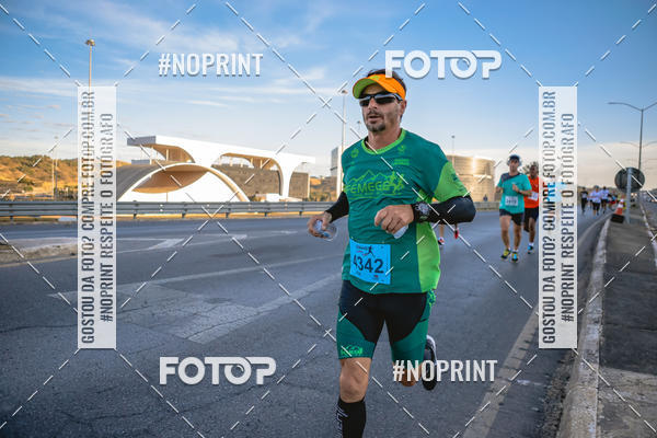 Buy your photos of the eventMaratona e Meia Maratona das Gerais on Fotop