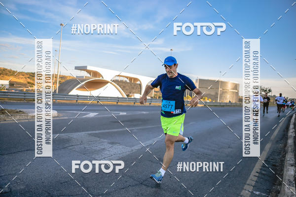 Buy your photos of the eventMaratona e Meia Maratona das Gerais on Fotop