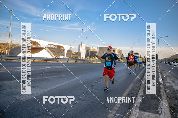 Buy your photos of the eventMaratona e Meia Maratona das Gerais on Fotop