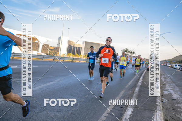 Buy your photos of the eventMaratona e Meia Maratona das Gerais on Fotop