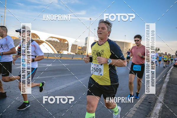 Buy your photos of the eventMaratona e Meia Maratona das Gerais on Fotop