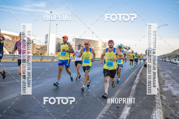 Buy your photos of the eventMaratona e Meia Maratona das Gerais on Fotop