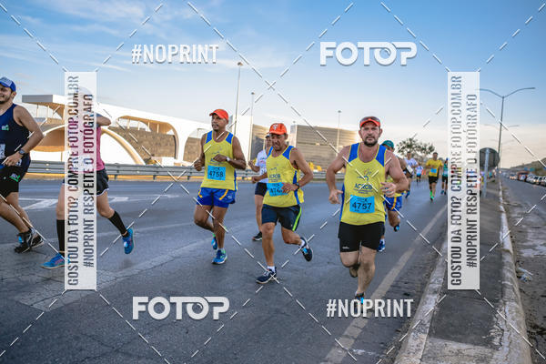 Buy your photos of the eventMaratona e Meia Maratona das Gerais on Fotop
