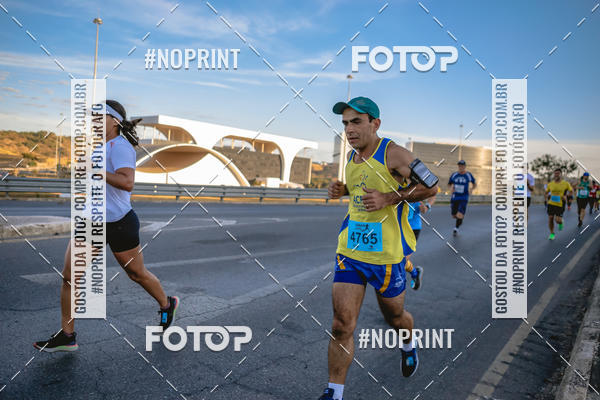 Buy your photos of the eventMaratona e Meia Maratona das Gerais on Fotop