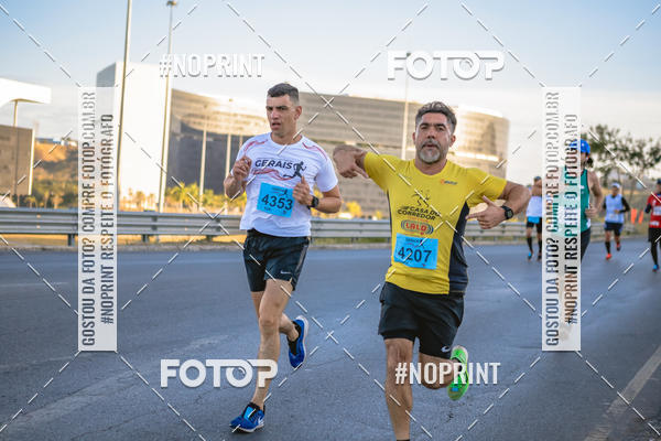 Buy your photos of the eventMaratona e Meia Maratona das Gerais on Fotop