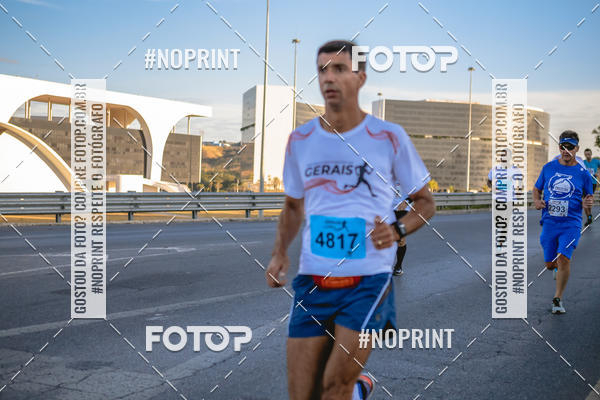 Buy your photos of the eventMaratona e Meia Maratona das Gerais on Fotop