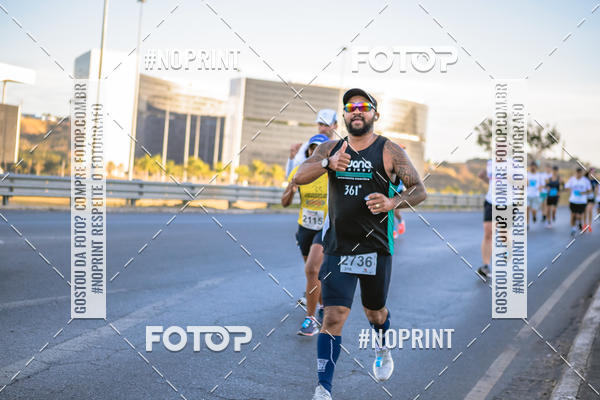 Buy your photos of the eventMaratona e Meia Maratona das Gerais on Fotop
