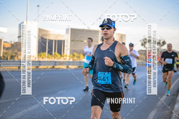 Buy your photos of the eventMaratona e Meia Maratona das Gerais on Fotop