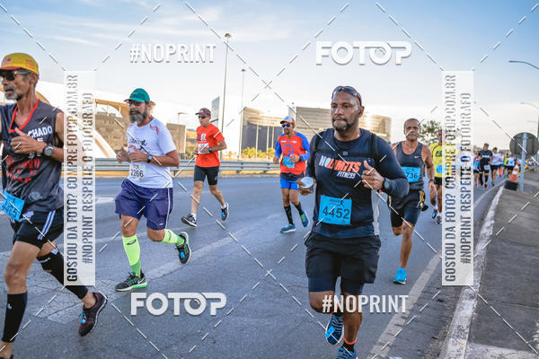 Buy your photos of the eventMaratona e Meia Maratona das Gerais on Fotop