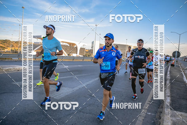 Buy your photos of the eventMaratona e Meia Maratona das Gerais on Fotop
