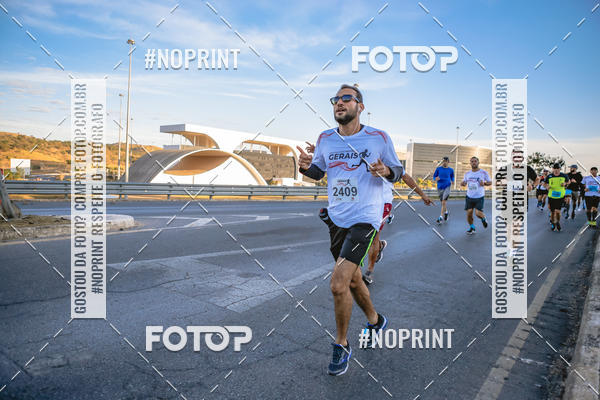 Buy your photos of the eventMaratona e Meia Maratona das Gerais on Fotop