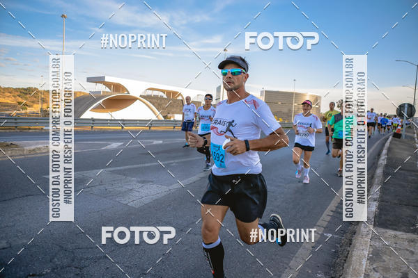 Buy your photos of the eventMaratona e Meia Maratona das Gerais on Fotop