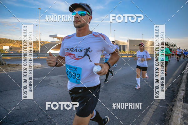 Buy your photos of the eventMaratona e Meia Maratona das Gerais on Fotop
