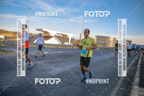 Buy your photos of the eventMaratona e Meia Maratona das Gerais on Fotop