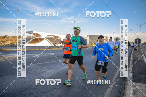 Buy your photos of the eventMaratona e Meia Maratona das Gerais on Fotop