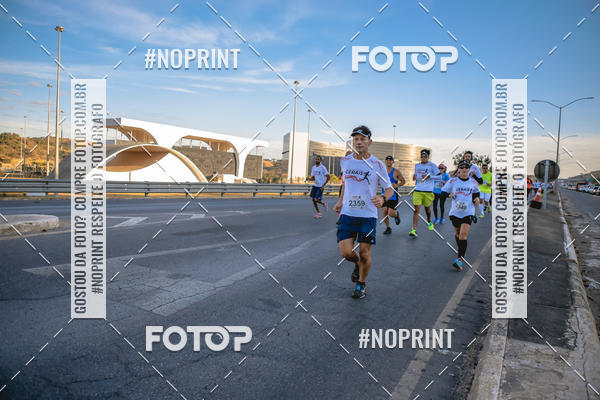 Buy your photos of the eventMaratona e Meia Maratona das Gerais on Fotop