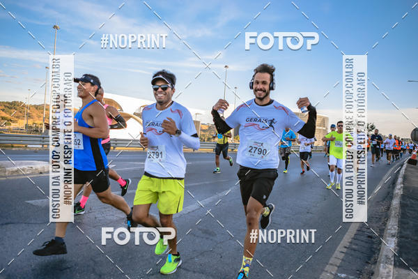 Buy your photos of the eventMaratona e Meia Maratona das Gerais on Fotop