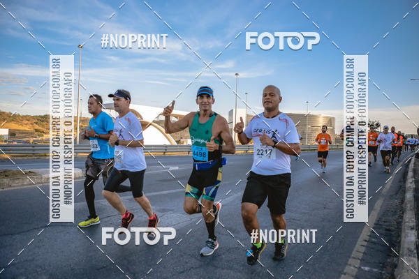 Buy your photos of the eventMaratona e Meia Maratona das Gerais on Fotop
