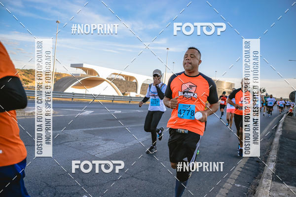 Buy your photos of the eventMaratona e Meia Maratona das Gerais on Fotop