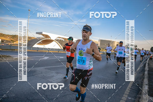 Buy your photos of the eventMaratona e Meia Maratona das Gerais on Fotop