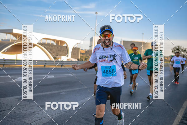 Buy your photos of the eventMaratona e Meia Maratona das Gerais on Fotop
