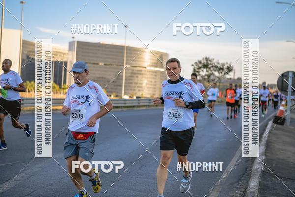 Buy your photos of the eventMaratona e Meia Maratona das Gerais on Fotop