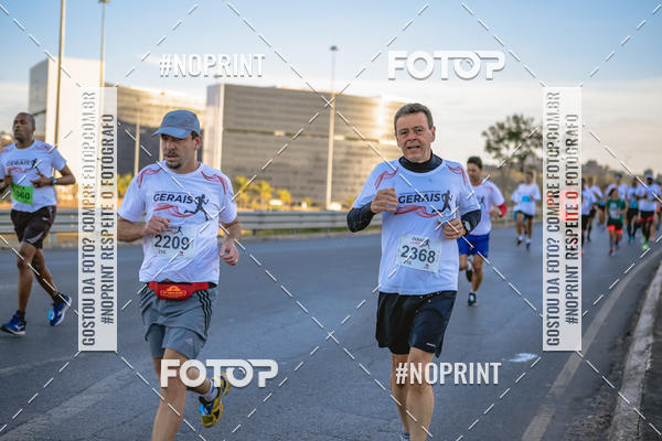 Buy your photos of the eventMaratona e Meia Maratona das Gerais on Fotop