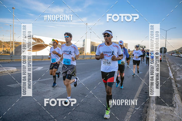 Buy your photos of the eventMaratona e Meia Maratona das Gerais on Fotop
