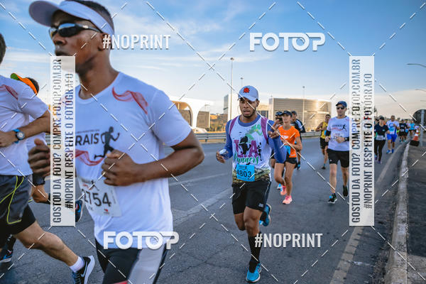 Buy your photos of the eventMaratona e Meia Maratona das Gerais on Fotop
