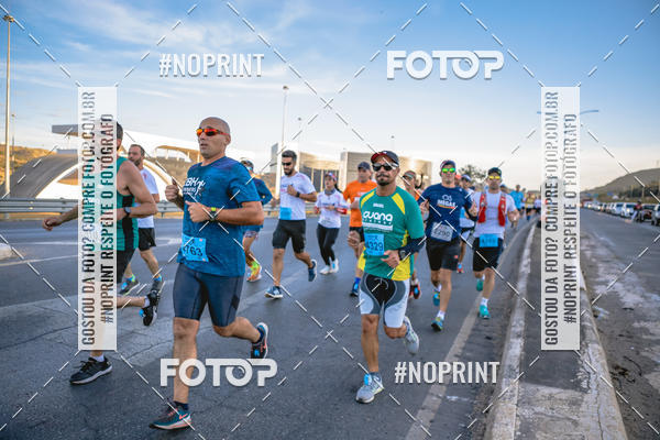 Buy your photos of the eventMaratona e Meia Maratona das Gerais on Fotop
