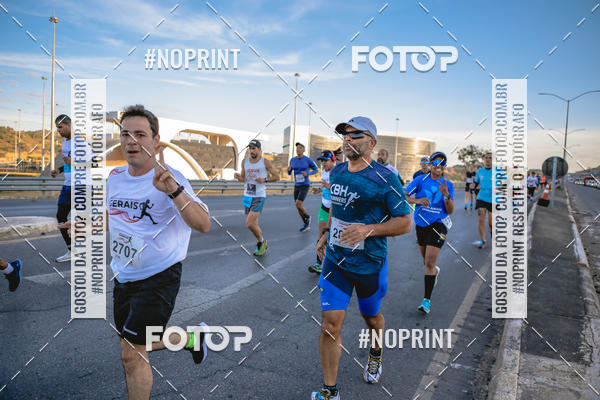 Buy your photos of the eventMaratona e Meia Maratona das Gerais on Fotop