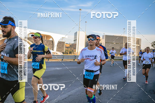 Buy your photos of the eventMaratona e Meia Maratona das Gerais on Fotop