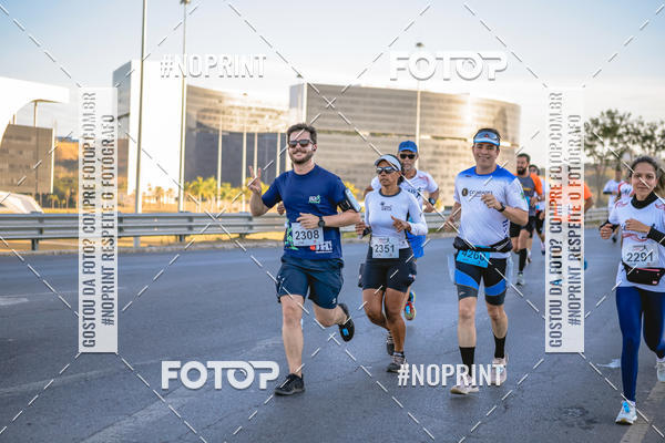 Buy your photos of the eventMaratona e Meia Maratona das Gerais on Fotop