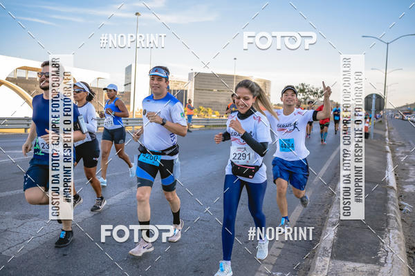 Buy your photos of the eventMaratona e Meia Maratona das Gerais on Fotop