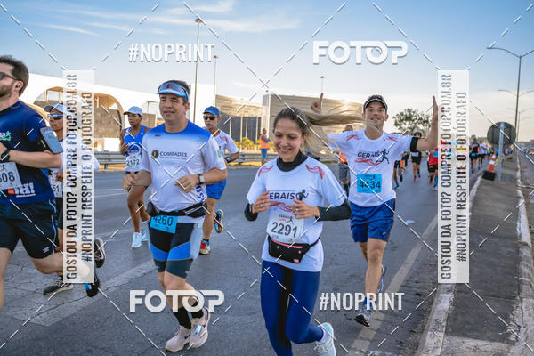 Buy your photos of the eventMaratona e Meia Maratona das Gerais on Fotop