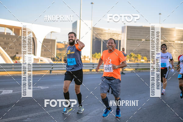 Buy your photos of the eventMaratona e Meia Maratona das Gerais on Fotop
