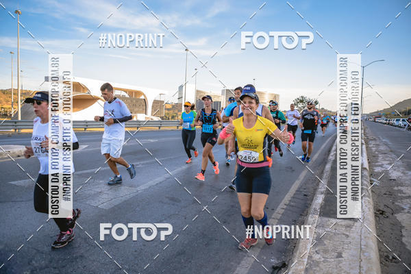 Buy your photos of the eventMaratona e Meia Maratona das Gerais on Fotop