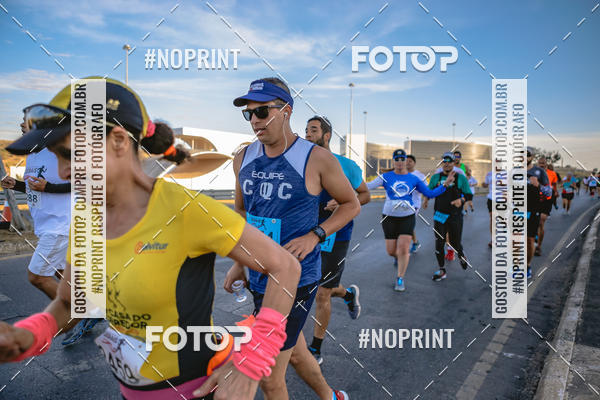 Buy your photos of the eventMaratona e Meia Maratona das Gerais on Fotop