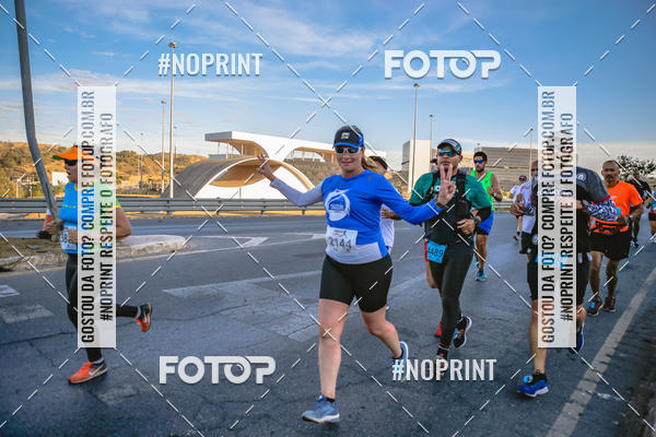 Buy your photos of the eventMaratona e Meia Maratona das Gerais on Fotop