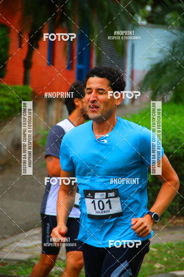 Buy your photos of the eventSantander Track&Field Run Series - Amigo de Valor on Fotop