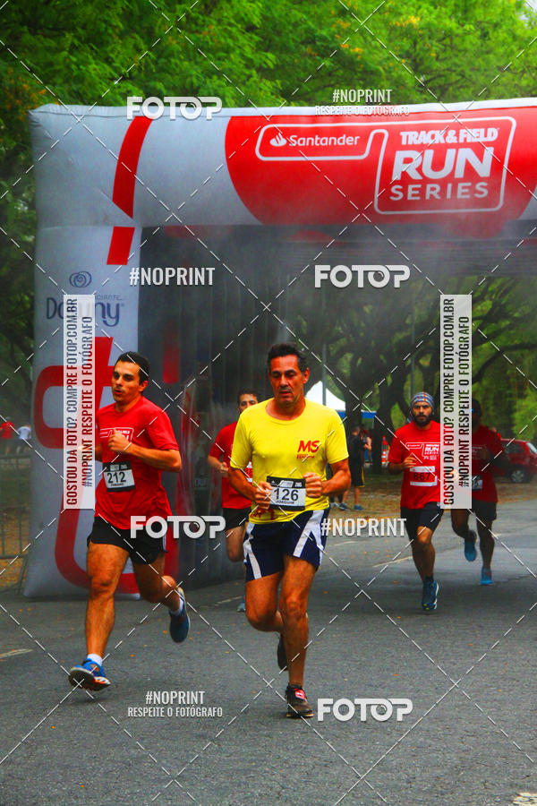 Buy your photos of the eventSantander Track&Field Run Series - Amigo de Valor on Fotop